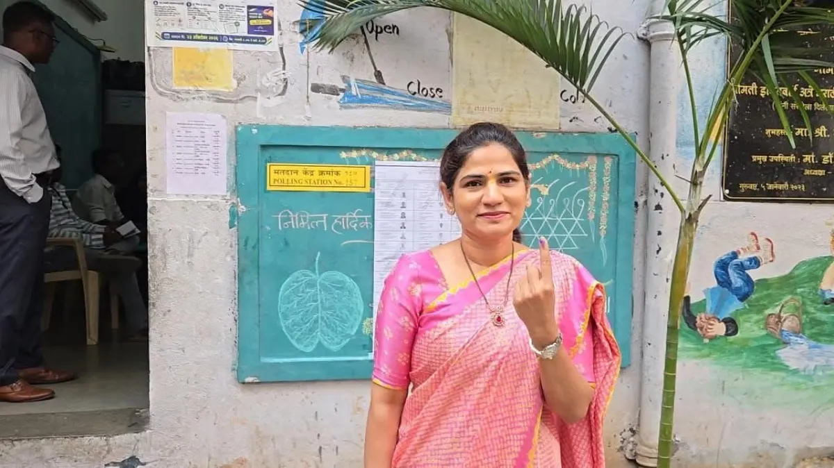 मतदान हा अधिकारासोबतच कर्तव्यही; डॉ. स्मिता जाधव यांचे आवाहन